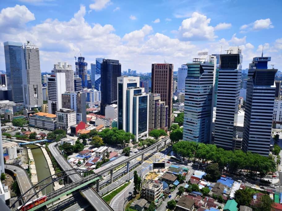 Pangsapuri Summer Klcc 2br By Atiq Kuala Lumpur