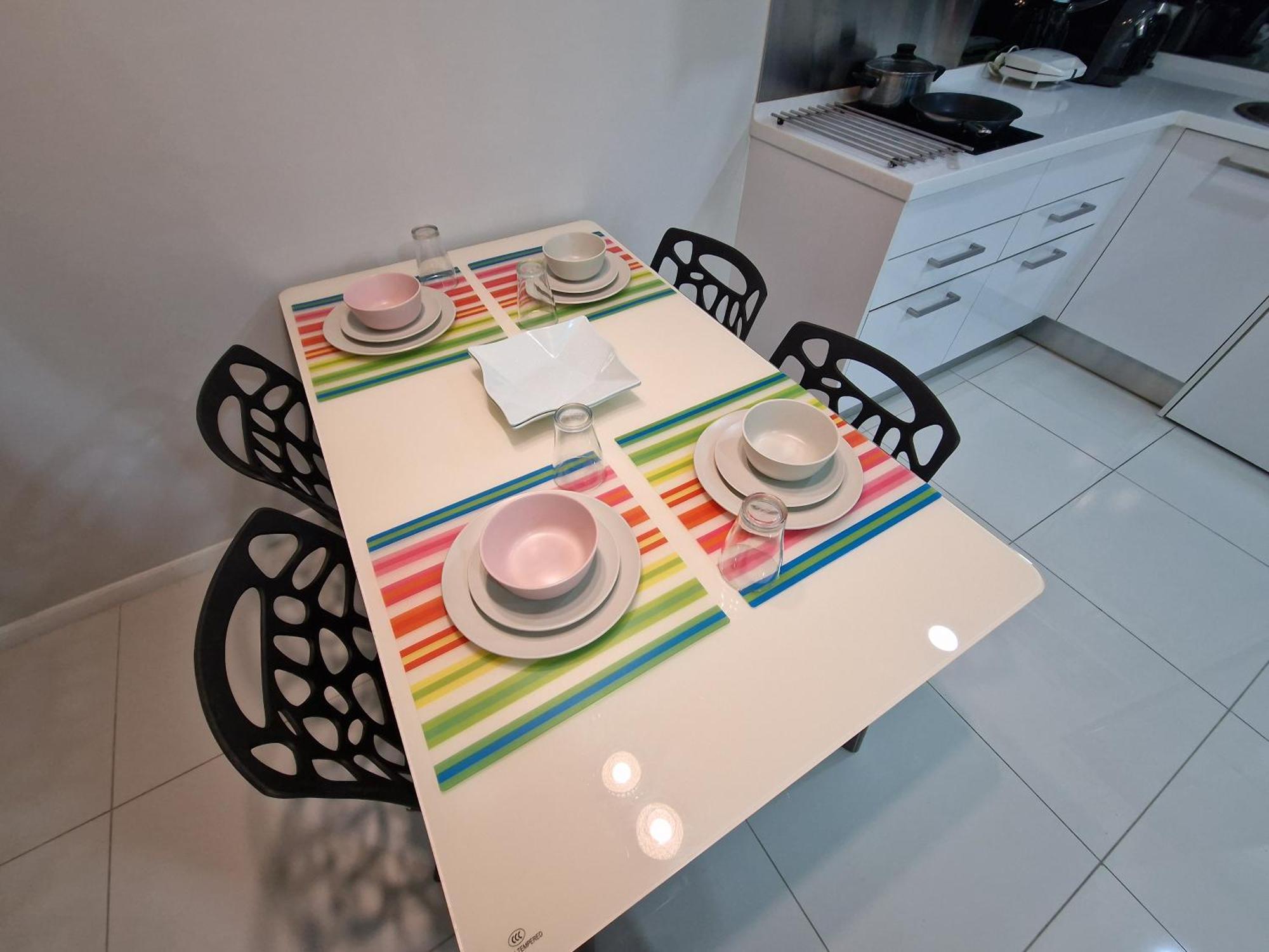 Summer Klcc 2br By Atiq Kuala Lumpur